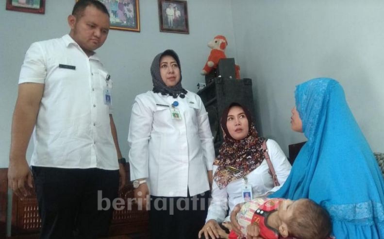 Dinkes Kabupaten Mojokerto Cek Kondisi Fajar