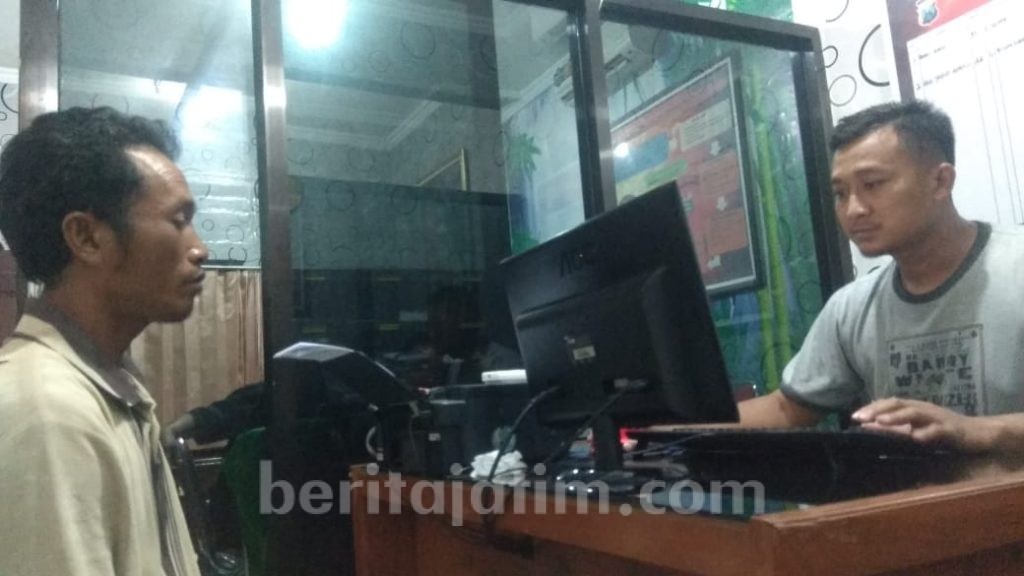 Sabit Dibawa dari Rumah