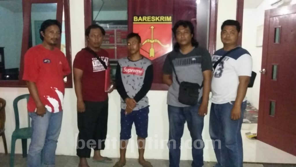 Polisi Ringkus Spesialis Pencuri Ponsel di Warkop