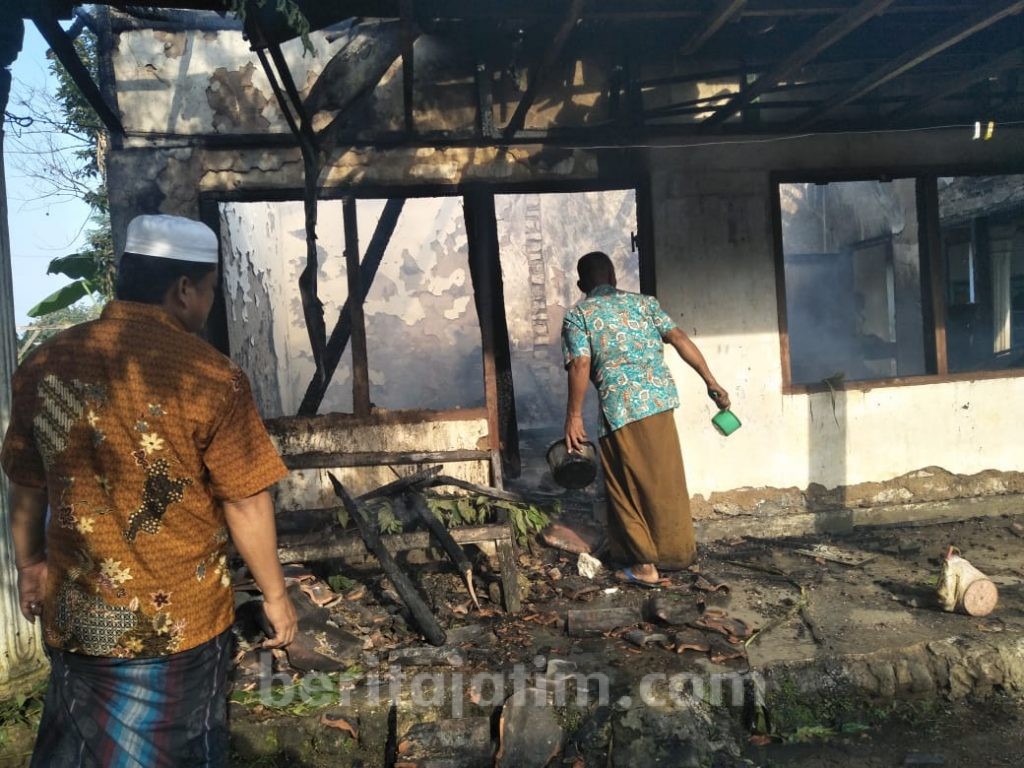 Sebuah Rumah di Pamekasan Ludes Dilalap Si Jago Merah