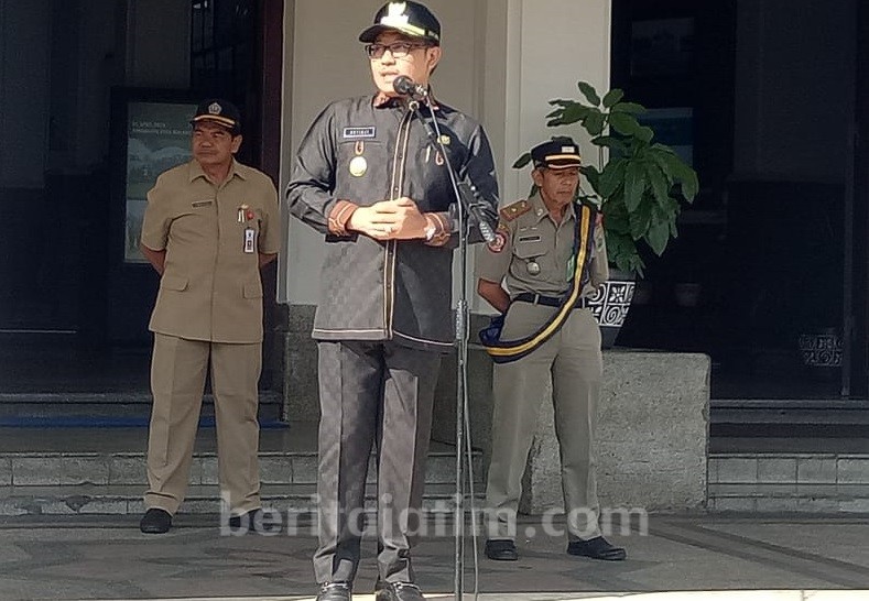 Sutiaji Bakal Jadi Satu-satunya Aremania yang Hadir Langsung di Stadion GBT