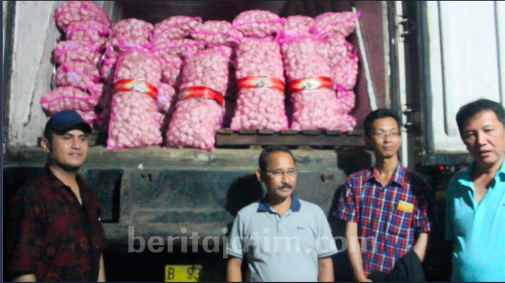 Hari Kedua, Operasi Pasar Bawang di Surabaya Berhasil Turunkan Harga