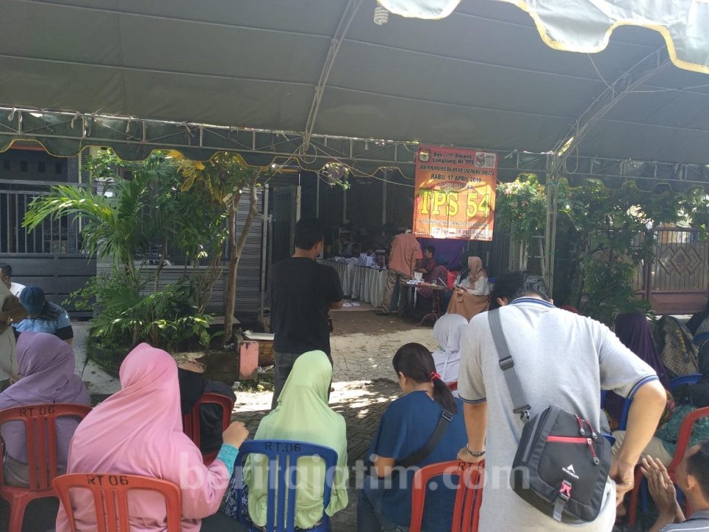 Coblosan di TPS 54 Rungkut Molor 2 Jam