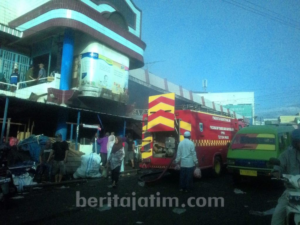 Tim Labfor Mabes Polri Selidiki Terbakarnya Pasar Lawang