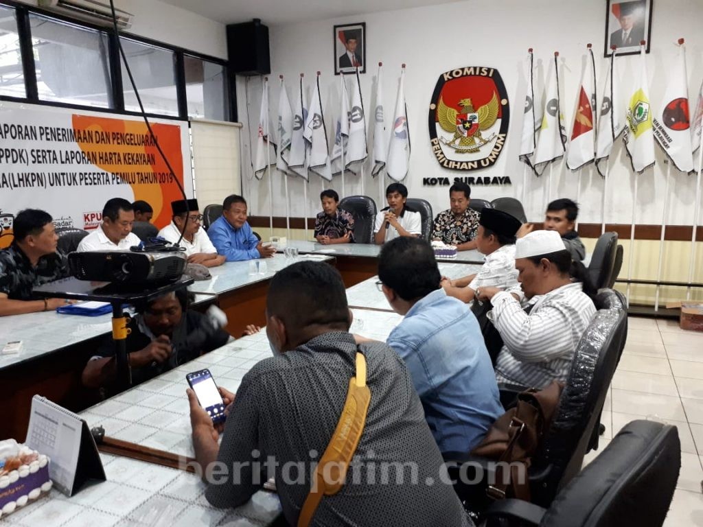 Ketua 6 Parpol Tunjukkan Bukti Penggelembungan Suara