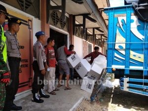 Penghitungan di Kecamatan Selesai, Kotak Suara Pemilu 2019 Dikembalikan ke KPU