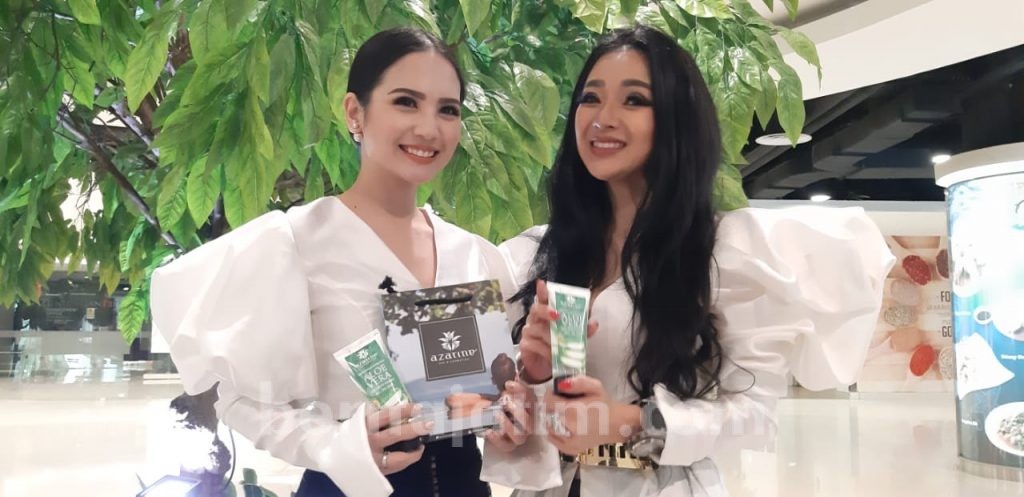 Azarine Luncurkan Produk Special Edition