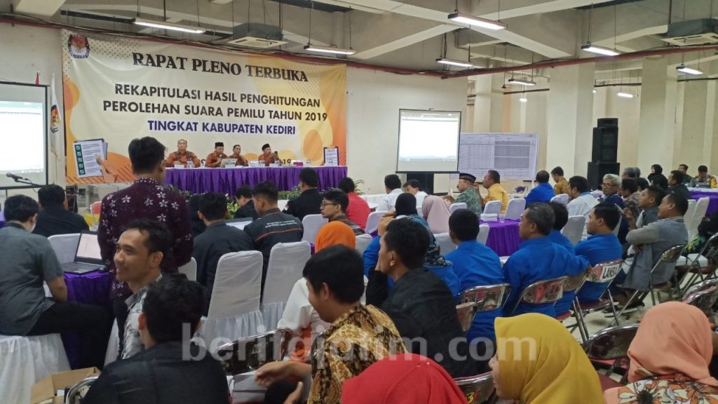 KPU Kabupaten Kediri Rekapitulasi Pemilu 2019