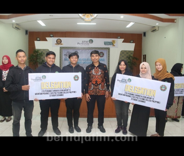 STIE Perbanas Kirimkan 13 Mahasiswa dan 4 Dosen ke Filipina