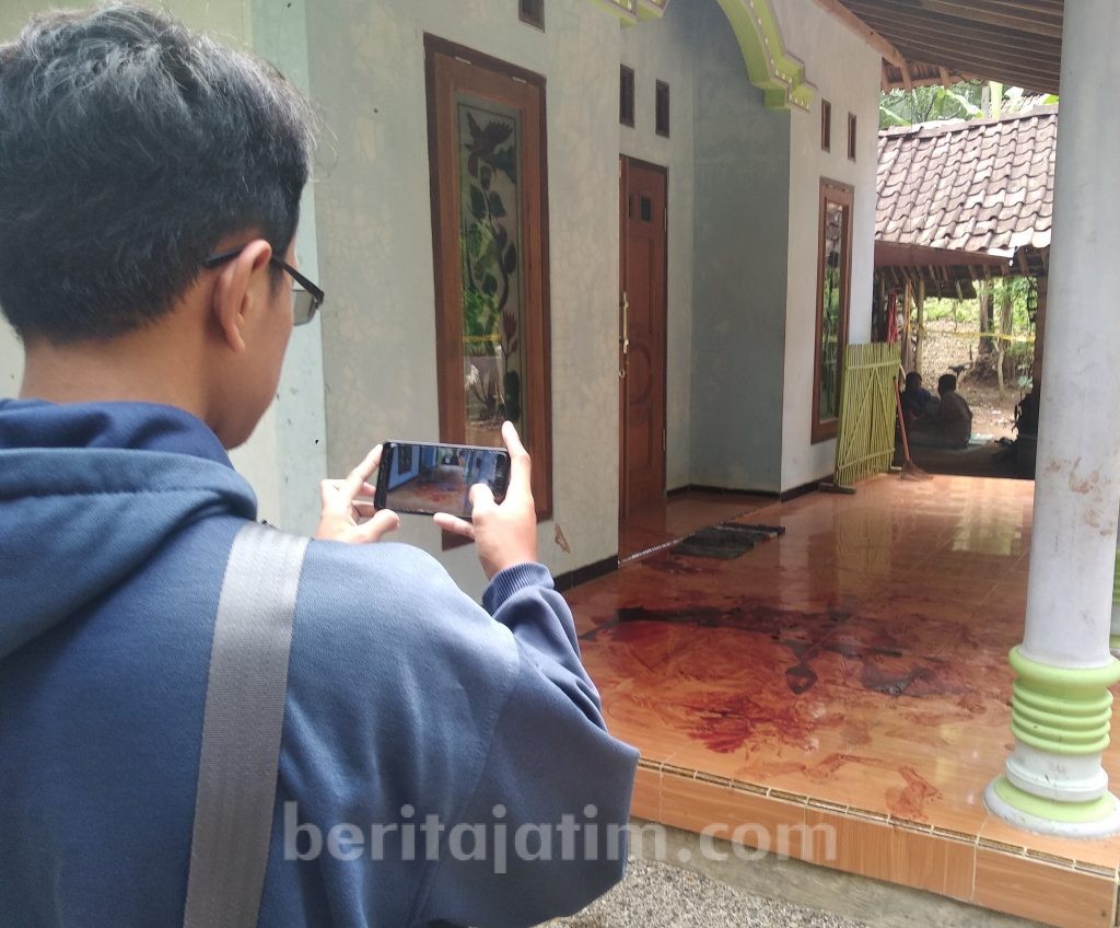 Warga Wringinanom Ponorogo Temukan Wanita Tewas Bersimbah Darah