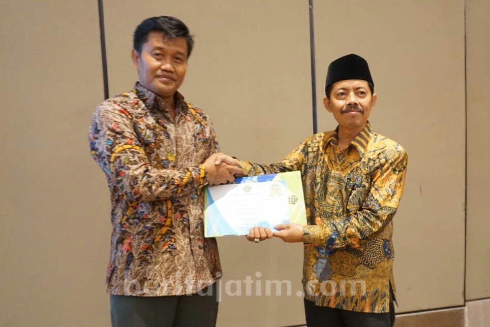 Rektor IAI Al-Khairat Pamekasan Apresiasi Raihan Jurnal Fikrotuna