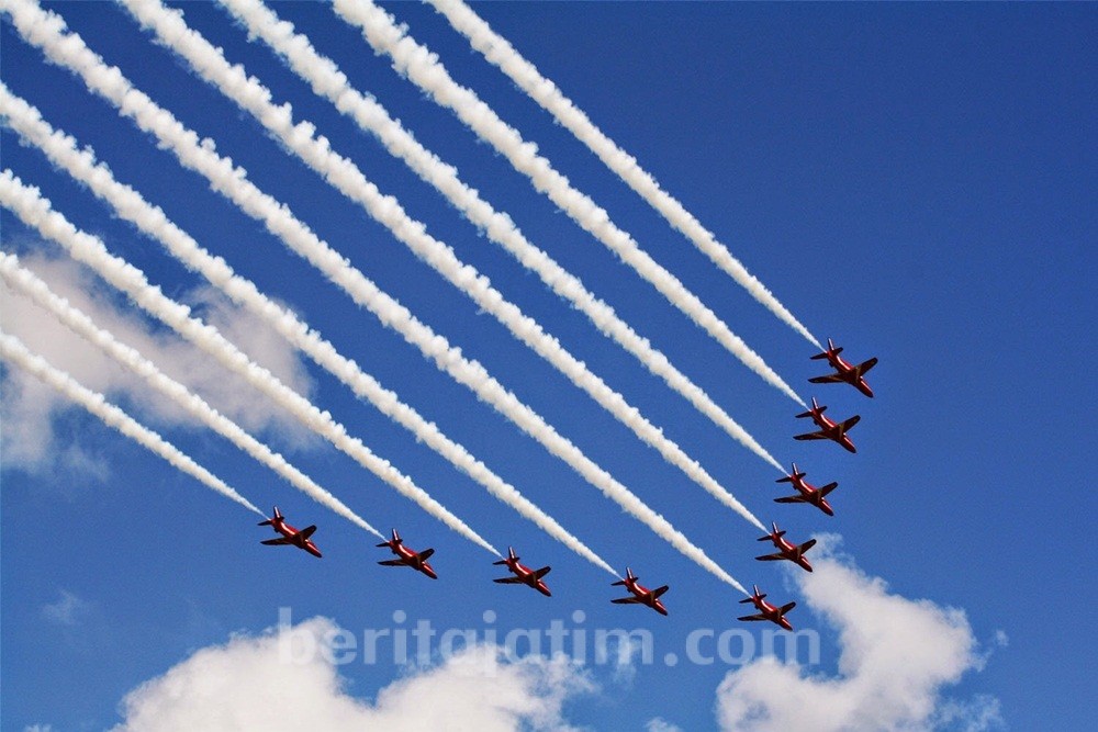 Jupiter Aerobatic Team Akan Tampil di Langit Magetan