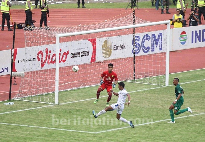Performa Miswar Saputra Menurun, Djanur Akan Rotasi Kiper