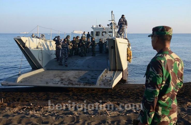 Prajurit Korps Marinir Kembali ke Surabaya