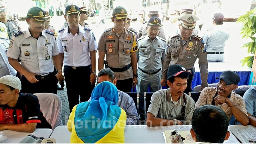 Dirlantas Polda Jatim dan Dishub Surabaya Sidak Terminal Bungur