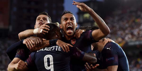 Aubameyang Hatrik, Arsenal Lolos ke Final