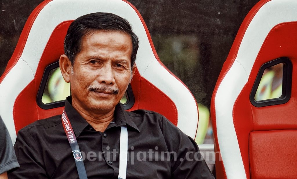 Pelatih Persebaya Belum Puas Eksperimen Skema Pemain di Bali