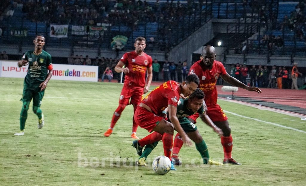 Persebaya Gagal Tundukkan Kalteng Putra di Stadion GBT