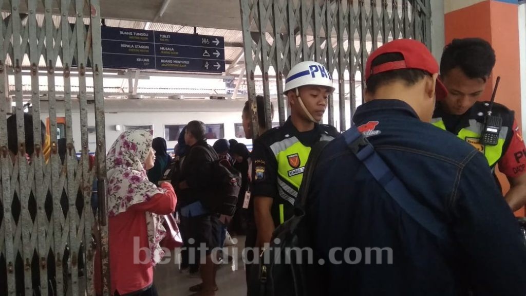 Dishub Bojonegoro Sidak Kesiapan Pos Perlintasan Kereta Api