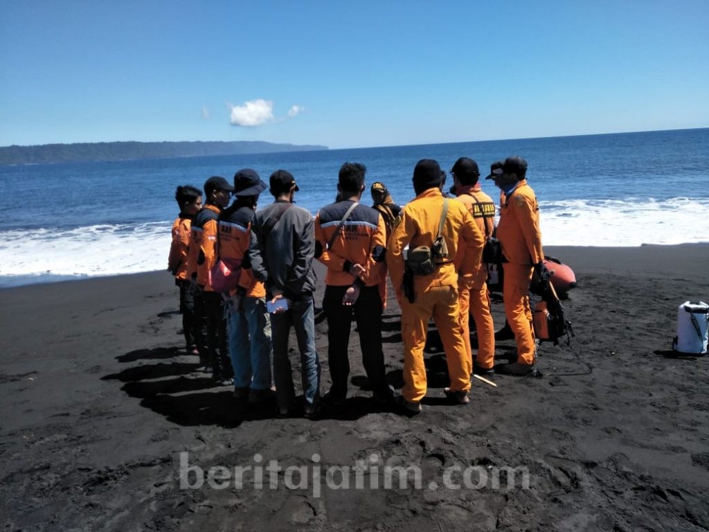 Giliran Warga Pasuruan Hilang di Laut Selatan Jember