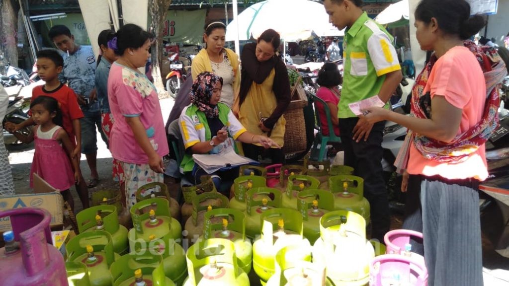 Disperindag Banyuwangi Jual Gas Elpiji dengan Harga Murah