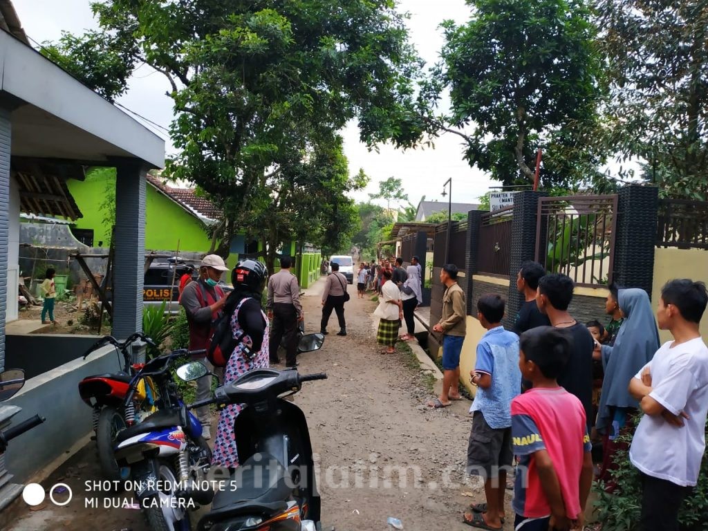 Dirazia Polisi, Mau Kabur, Warga Palangkan Bambu di Gang