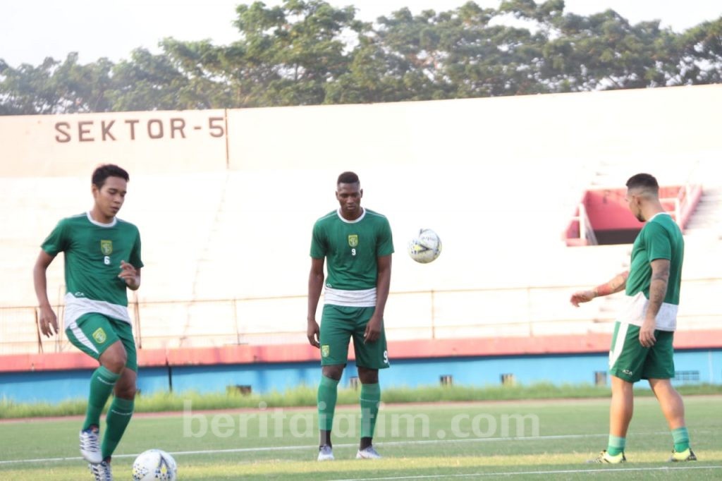 Ada 3 Pemain Jebolan Persebaya di Kalteng Putra, Ini Komentar Djanur