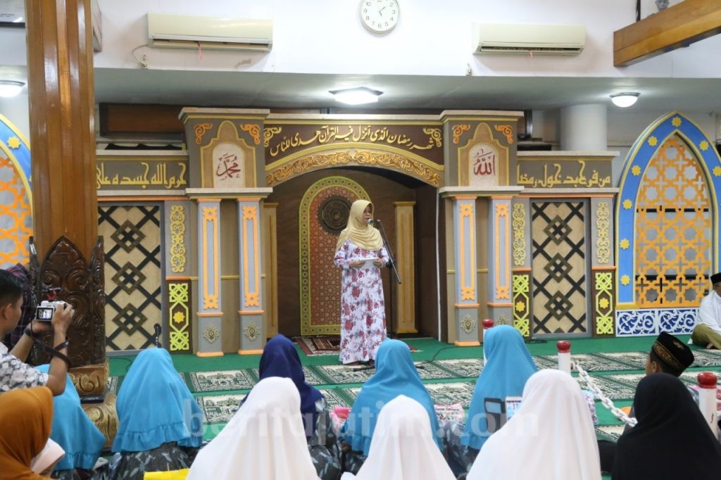 Bupati Kediri Buka Puasa Bersama Ribuan Anak Yatim