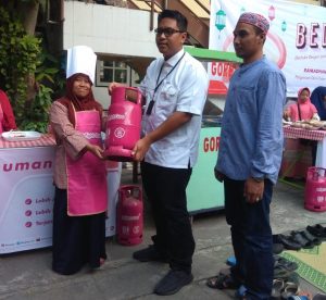 Dukung UMKM, Hiswana Migas Gresik Beri Bantuan Bright Gas