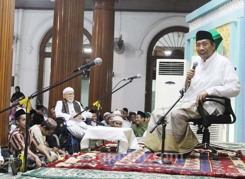 Situasi Politik Panas, Kiai-Habaib Doakan Bangsa di Malam Nuzulul Quran