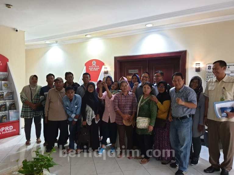 PKL Jalan Setail Akhirnya Bisa Berjualan Lagi