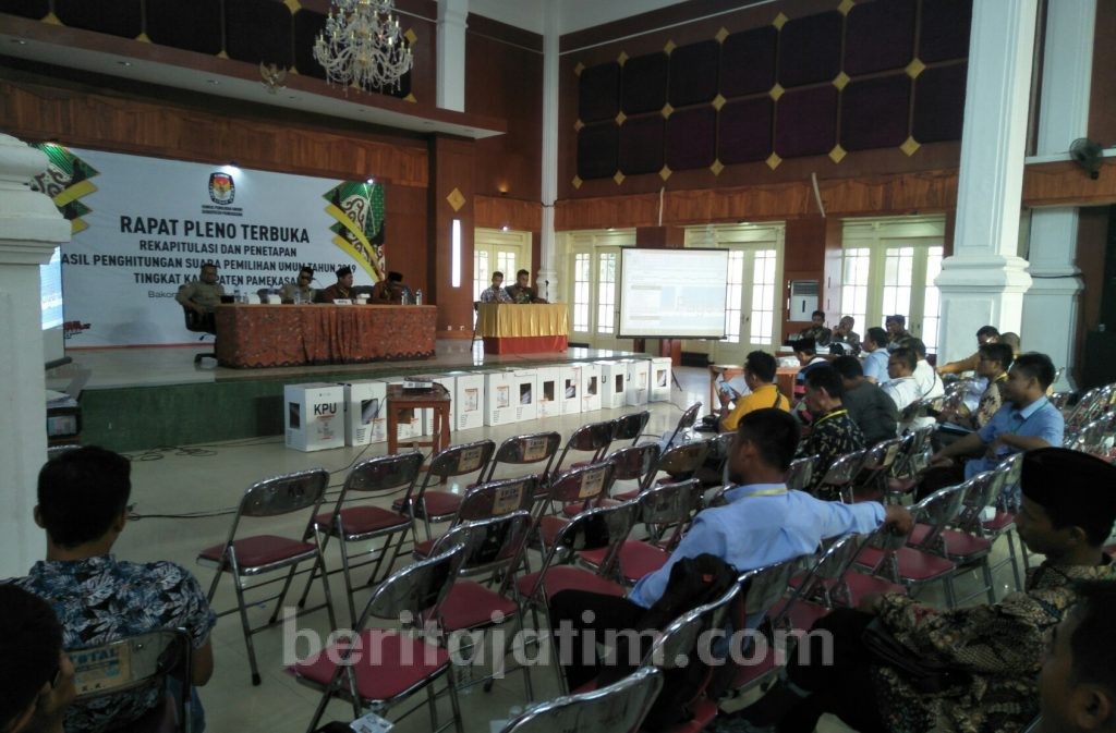 Proses Rekapitulasi Pemilu di Pamekasan Pindah Lokasi, Ada Apa?