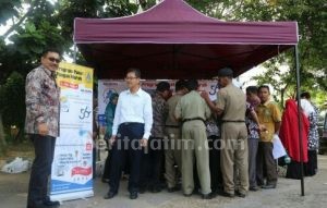 PT Taspen dan Bulog Madura Sediakan 1.100 Paket Sembako Murah