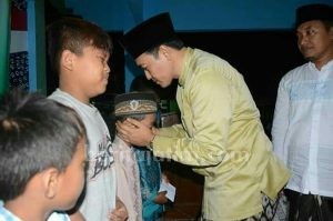 Bupati dan Wakil Bupati Pamekasan Santuni Anak Yatim