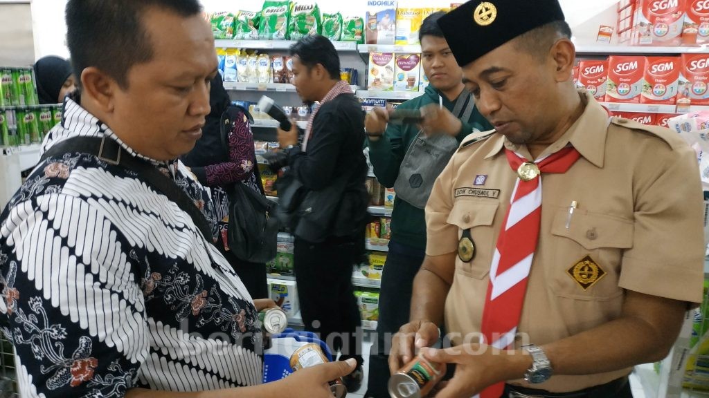 Sidak di Mojokerto, Jangan Beli Makanan Kaleng Jika Penyok