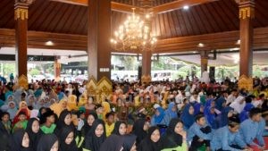1.600 Anak Yatim Buka Puasa Bersama Wakil Bupati Mojokerto