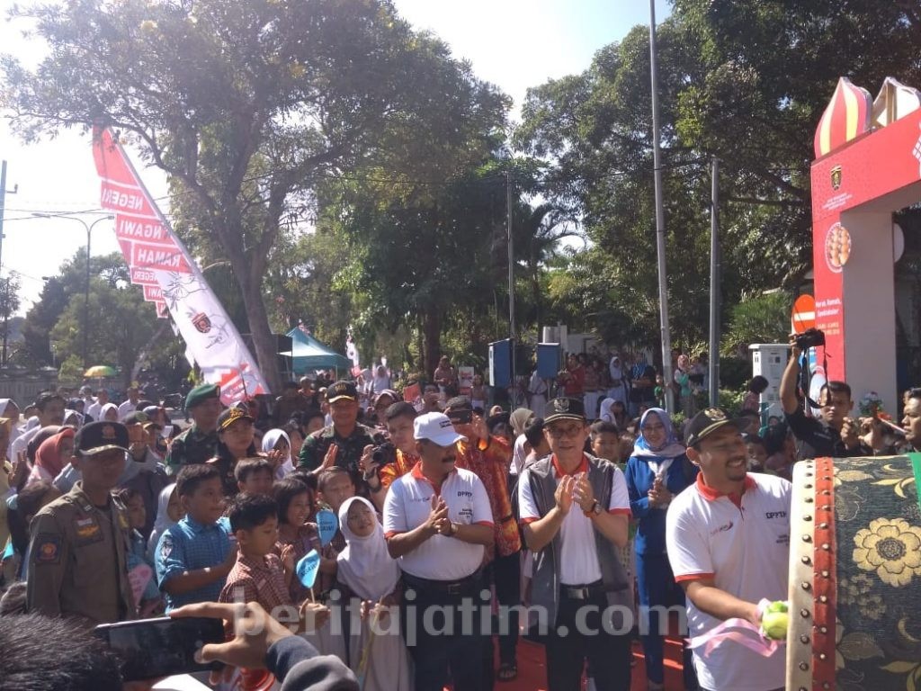 Pasar Murah di Alun-alun Ngawi Meriah dan Ramai