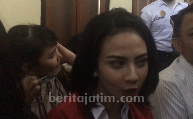 Akibat Share Foto Tak Senonoh, Vanessa Angel Dituntut 6 Bulan Penjara