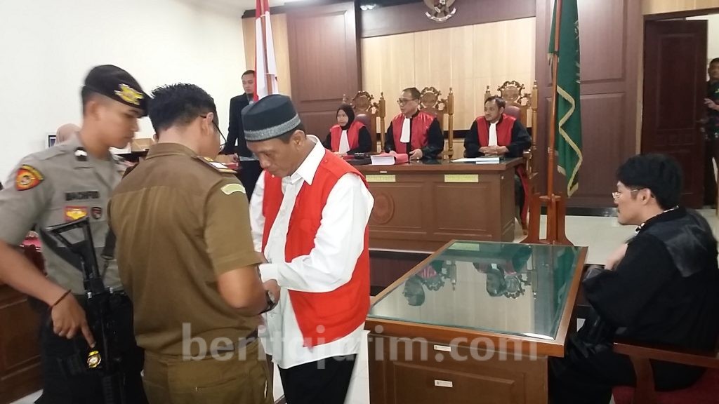Caleg Nasdem Gresik Mahmud Jalani Sidang Perdana