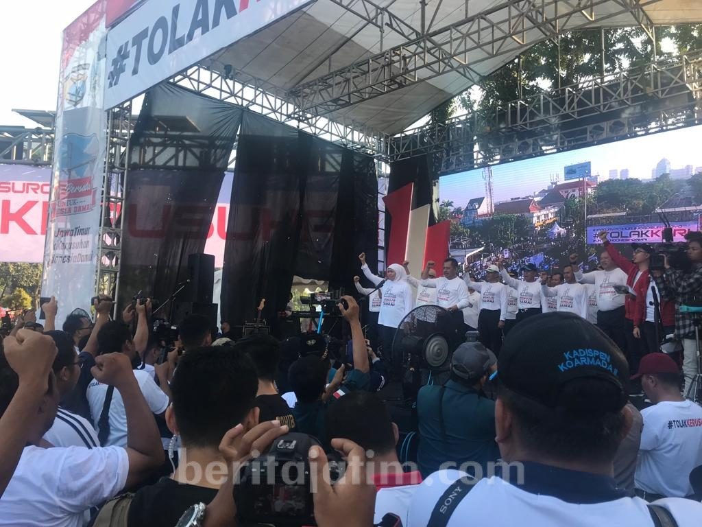 Forkopimda dan Masyarakat Jawa Timur Deklarasikan Anti Kerusuhan