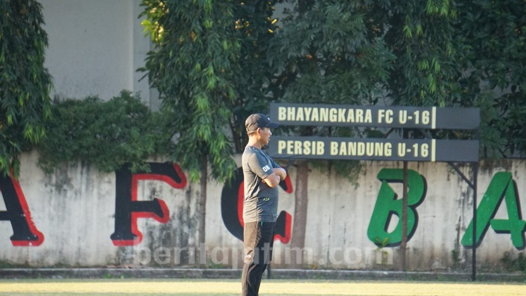 Pelatih Persebaya Serahkan Keputusan Kriteria Pelatih Fisik ke Manajemen