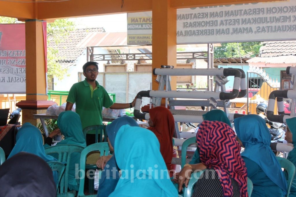 Minarak Brantas Gas Bekali Warga Pelatihan Hidroponik