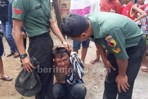 Tak Dikasih Uang, Pengamen Pukul Pemilik Rumah, Ketangkap Massa dan Bonyok