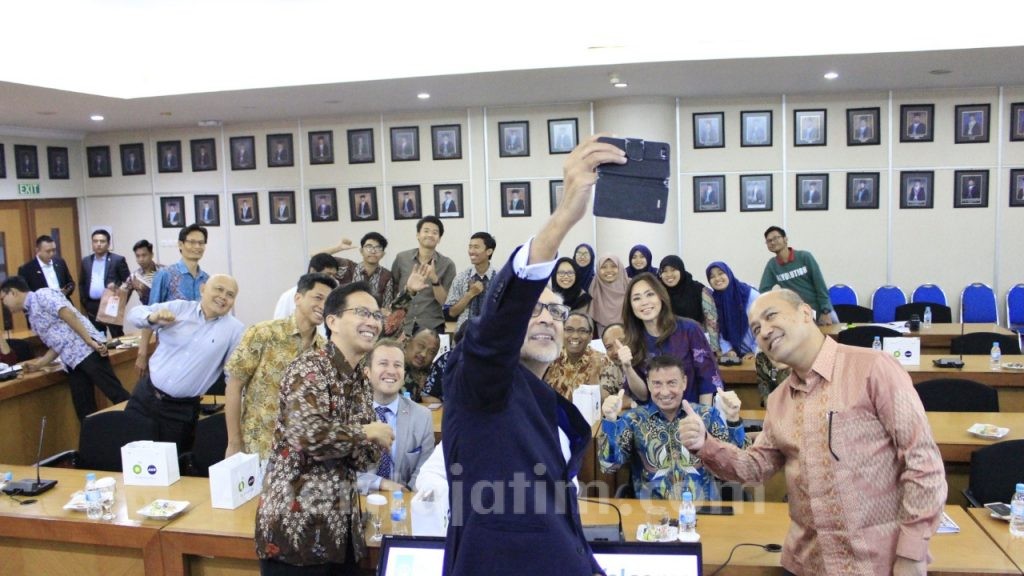 Akhiri Masa Jabatan, Dubes Kerajaan Inggris Sambangi ITS