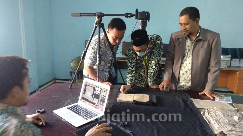 Perpustakaan IAIN Jember Punya Ahli Filologi