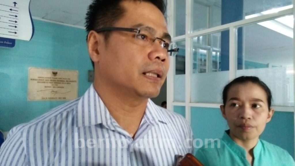 Bayi Ditinggal di Teras Toko, Ada 5 Orang Ingin Adopsi