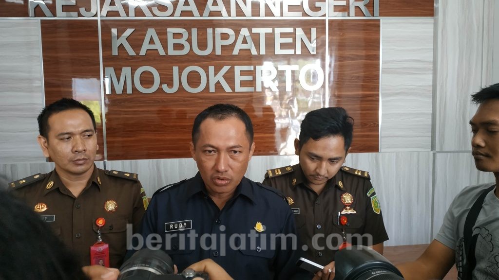 Ini Modus Korupsi Mantan Kasi Bulog Sub Divre Wilayah Surabaya