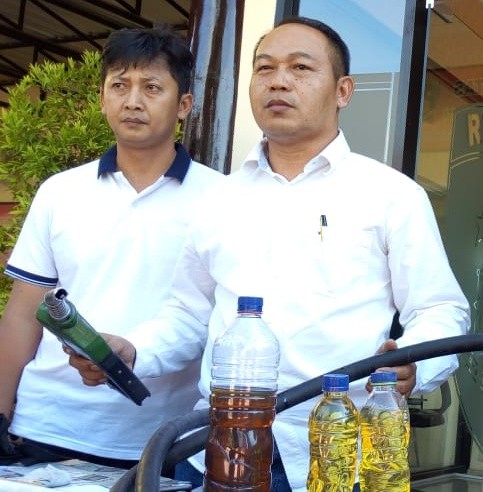 Jual BBM Oplosan, Manager dan Petugas Keamanan SPBU di Ponorogo Jadi Tersangka