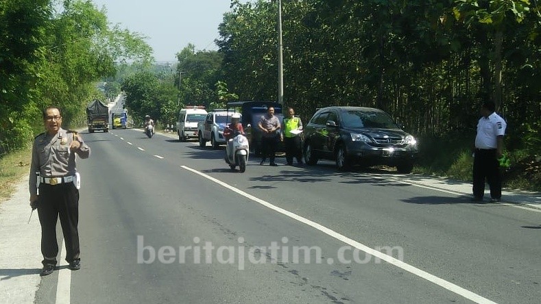 Ditabrak Mobil Milik Kepala Puskesmas, Pejalan Kaki di Tuban Tewas