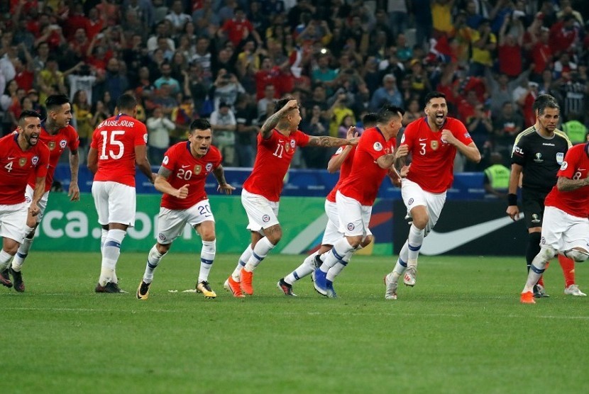 Cile Susul Argentina dan Brasil ke Semifinal